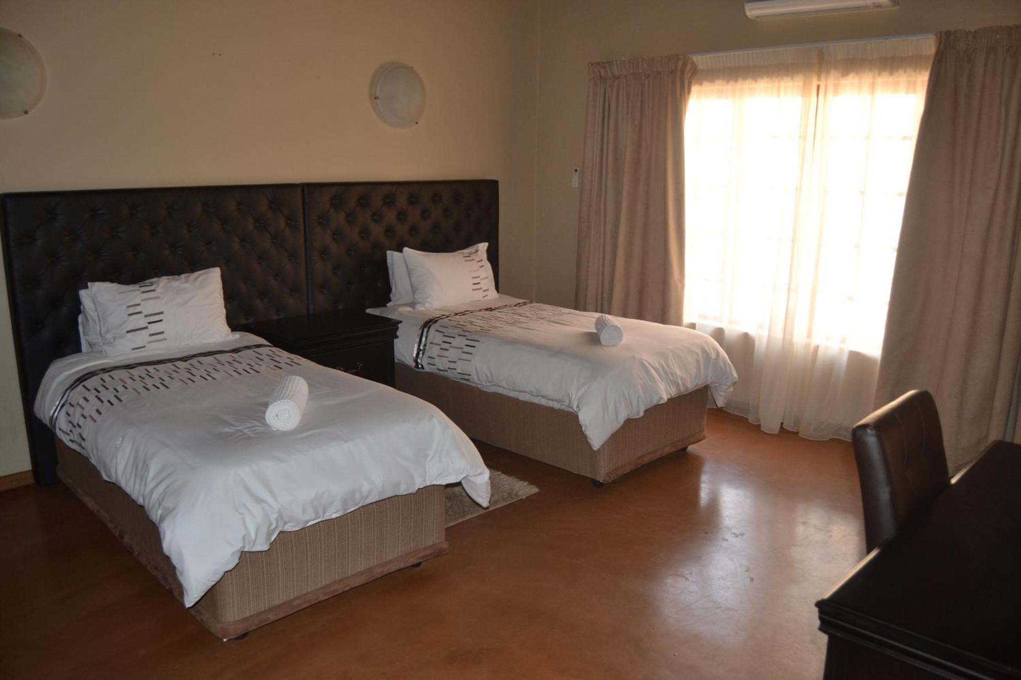 Lodge Thabaledi Game Beestekraal (Madibeng)