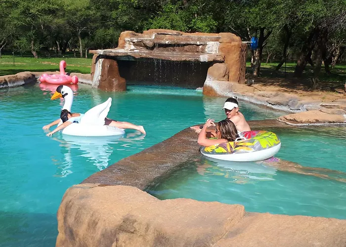 Thabaledi Game Lodge